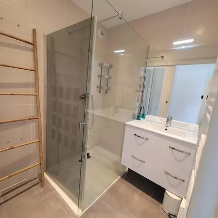 T2 Proche Pour 4 Personnes, N61 *